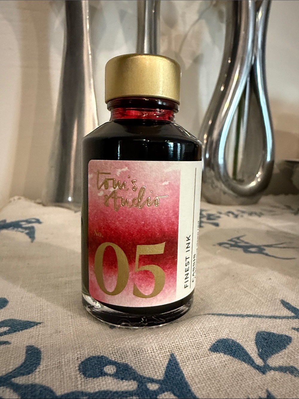 Tom's Studio No.05 Fountain Pen Ink - Deep Red